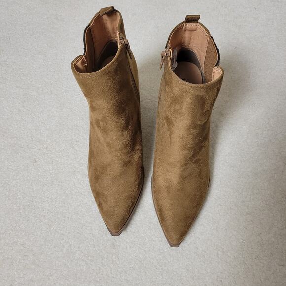 NWOT/Box Indigo Rd. Size 9M Suede Ankle Bootie Tan/Brown Block Heel - Picture 7 of 14